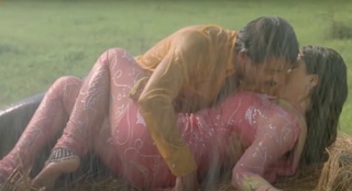 Nagma feet photo 5
