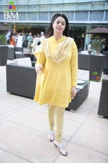 Nagma feet photo 9