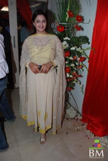 Nagma feet photo 20