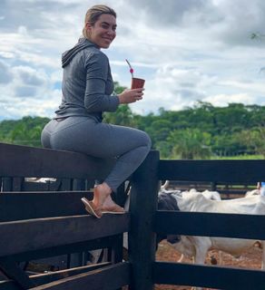 Naiara Azevedo feet photo 7