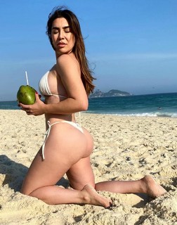 Naiara Azevedo feet photo 15