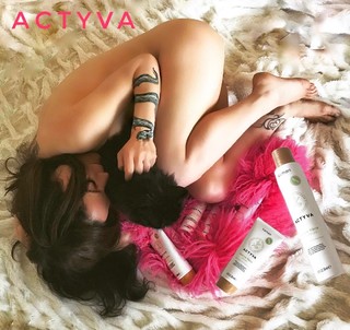 Naike Rivelli feet photo 18