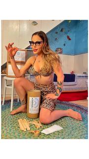 Naike Rivelli feet photo 4