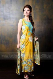 Najeeba Faiz feet photo 3
