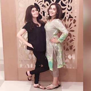 Najeeba Faiz feet photo 10