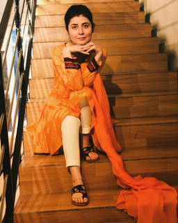 Najeeba Faiz feet photo 16