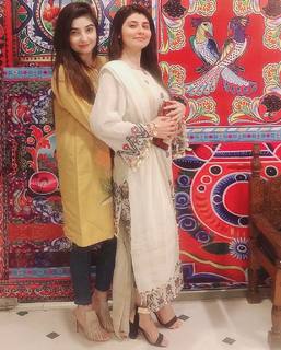 Najeeba Faiz feet photo 6