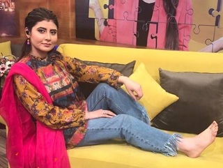 Najeeba Faiz feet photo 1