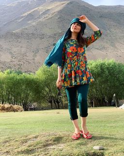 Najeeba Faiz feet photo 6