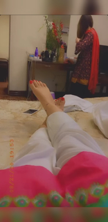 Najeeba Faiz feet photo 12