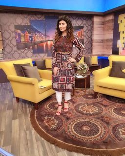 Najeeba Faiz feet photo 2