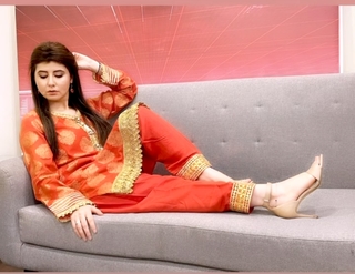 Najeeba Faiz feet photo 12