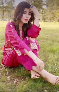 Najeeba Faiz feet photo 19