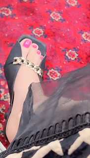 Najeeba Faiz feet photo 16