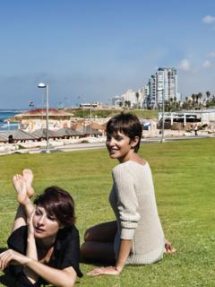 Najwa Nimri feet photo thumbnail