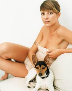 Najwa Nimri feet photo thumbnail