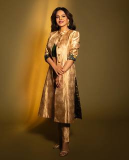 Namita Thapar feet photo 15