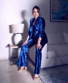 Namita Thapar feet photo 12