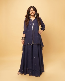 Namita Thapar feet photo 18