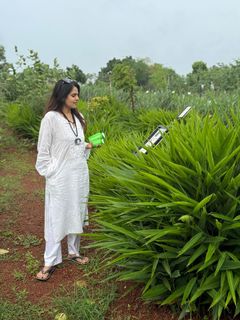 Namita Thapar feet photo 10