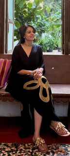 Namita Thapar feet photo 18