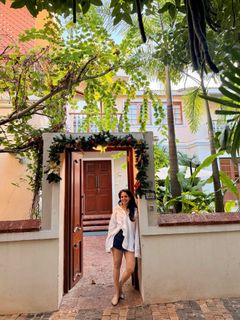 Namita Thapar feet photo 12