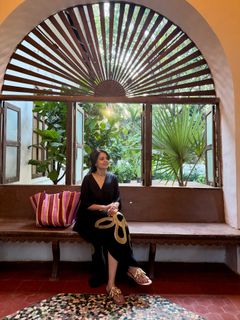 Namita Thapar feet photo 11