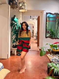 Namita Thapar feet photo 10