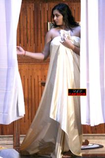Namitha feet photo thumbnail