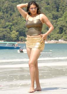 Namitha feet photo thumbnail