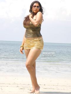Namitha feet photo thumbnail