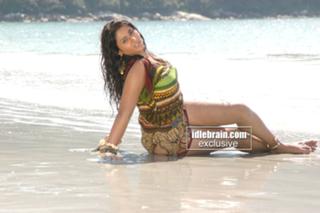 Namitha feet photo thumbnail