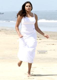 Namitha feet photo thumbnail