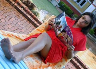 Namitha feet photo thumbnail