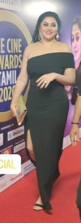 Namitha feet photo thumbnail