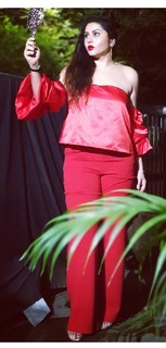 Namitha feet photo thumbnail