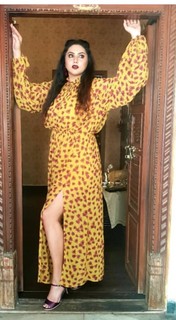 Namitha feet photo thumbnail