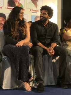 Namitha feet photo thumbnail