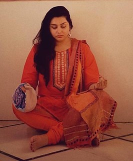 Namitha feet photo thumbnail