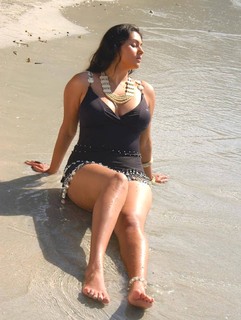 Namitha feet photo thumbnail