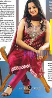 Namitha Pramod feet photo thumbnail