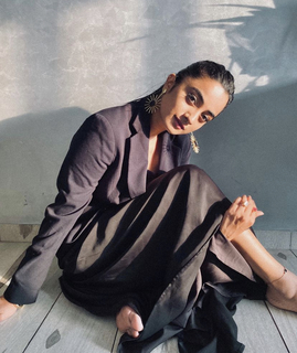 Namitha Pramod feet photo thumbnail