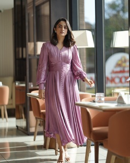 Namitha Pramod feet photo thumbnail