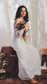 Namitha Pramod feet photo thumbnail