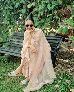 Namitha Pramod feet photo thumbnail