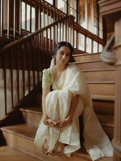 Namitha Pramod feet photo thumbnail