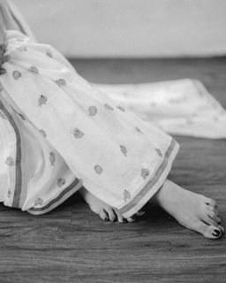 Namitha Pramod feet photo 17