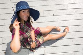 Nana Gouvea feet photo 12