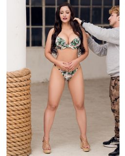 Nana Gouvea feet photo 13