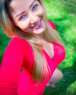 Nana Gouvea feet photo 10